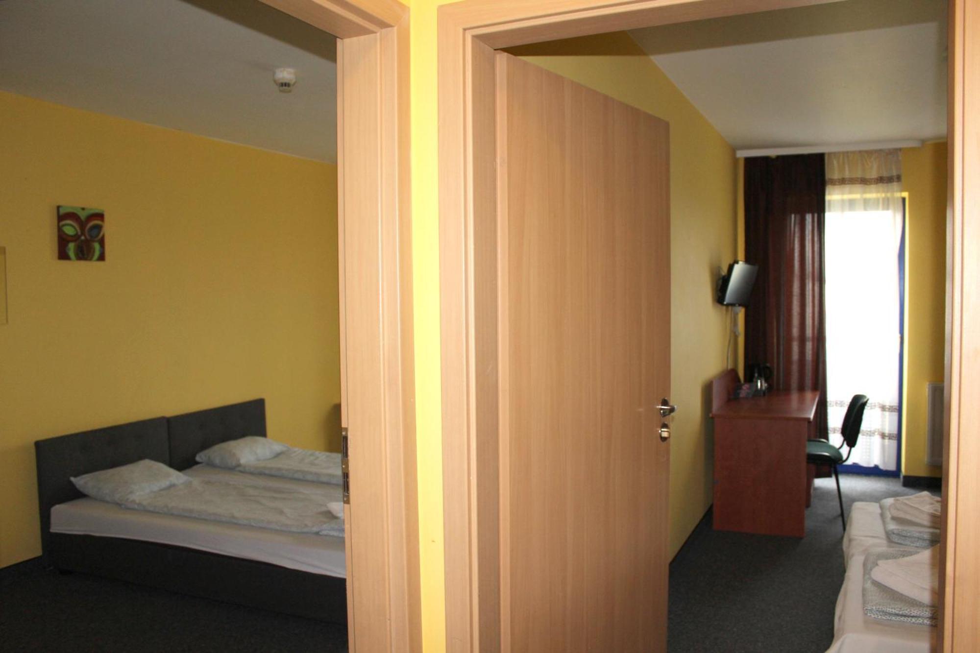 Hotel Kreator-Sport Cracovia Exterior foto
