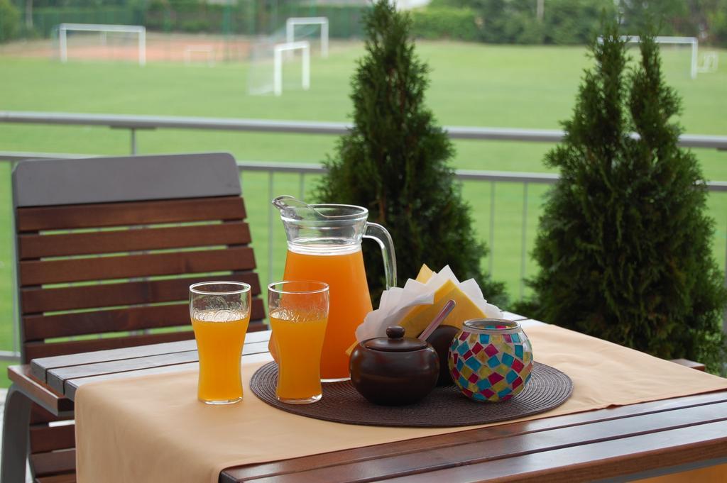 Hotel Kreator-Sport Cracovia Exterior foto